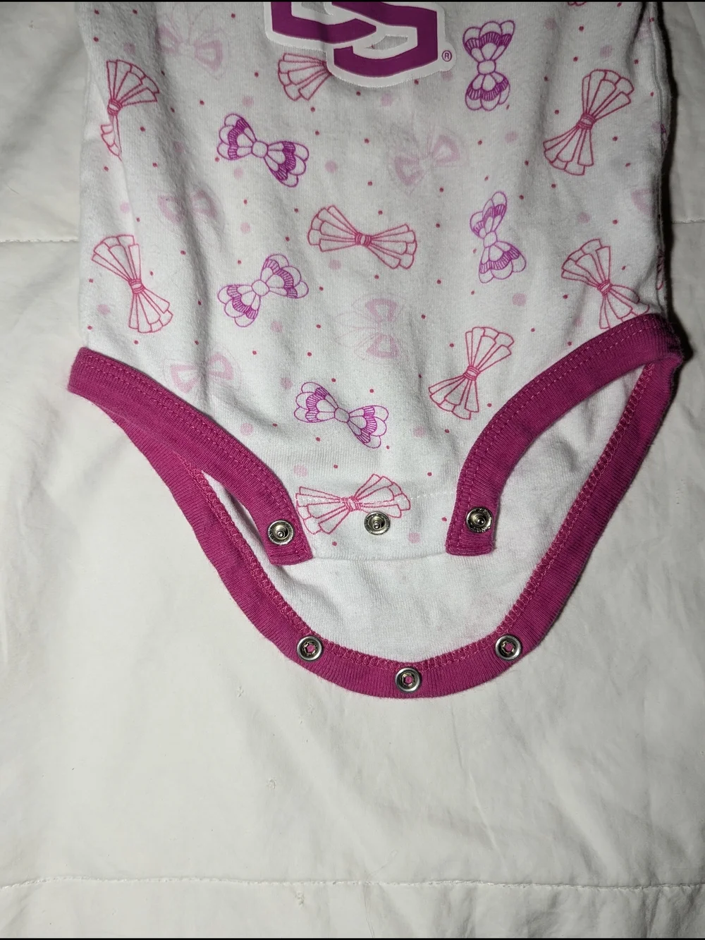 Baby One Piece Snap Closure Pink Bows With Oregon State Logo On Front 0-3 Months